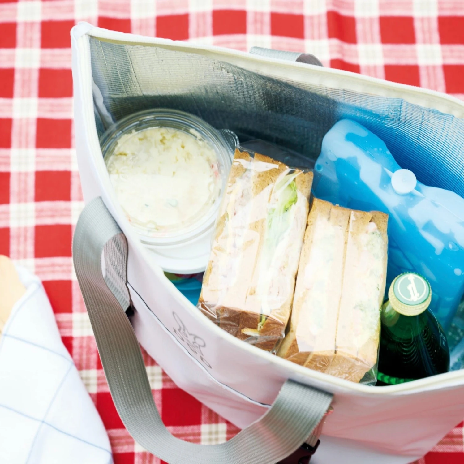 【Preorder|July】Dod Travel & Outdoor Pouch / Cooler Bag 4 【Preorder|July】Dod Travel & Outdoor Pouch / Cooler Bag - Image 2