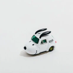 ăIn StockăSnoopy Museum Limited Edition Tomica (white)