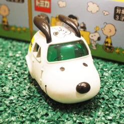 【In Stock】Snoopy Museum Limited Edition Tomica (white) -Kaliss IMG 4498